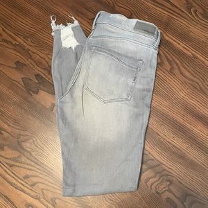 Express Mid Rise Gray Destroyed Stretch Ankle Jean